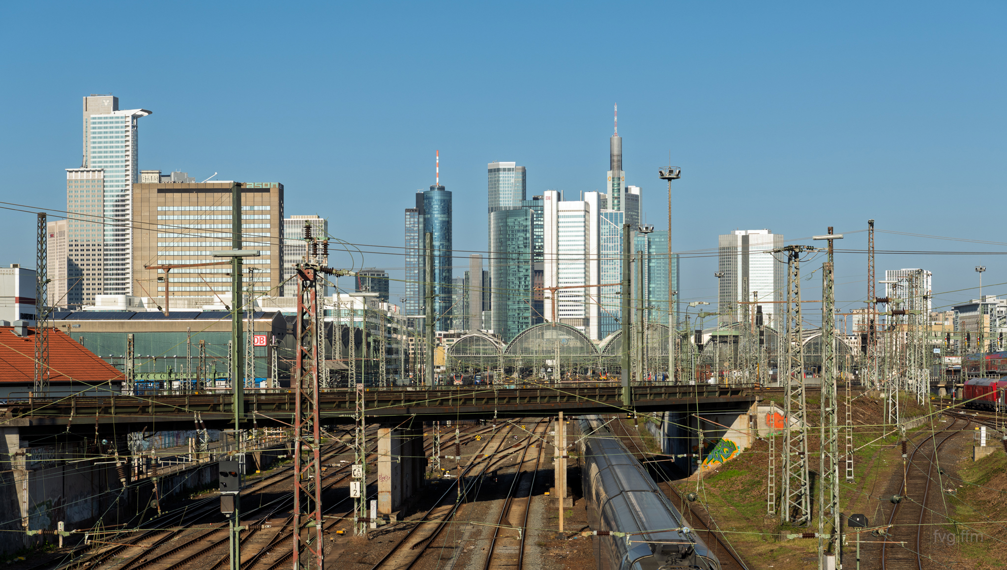 skyline01.jpg