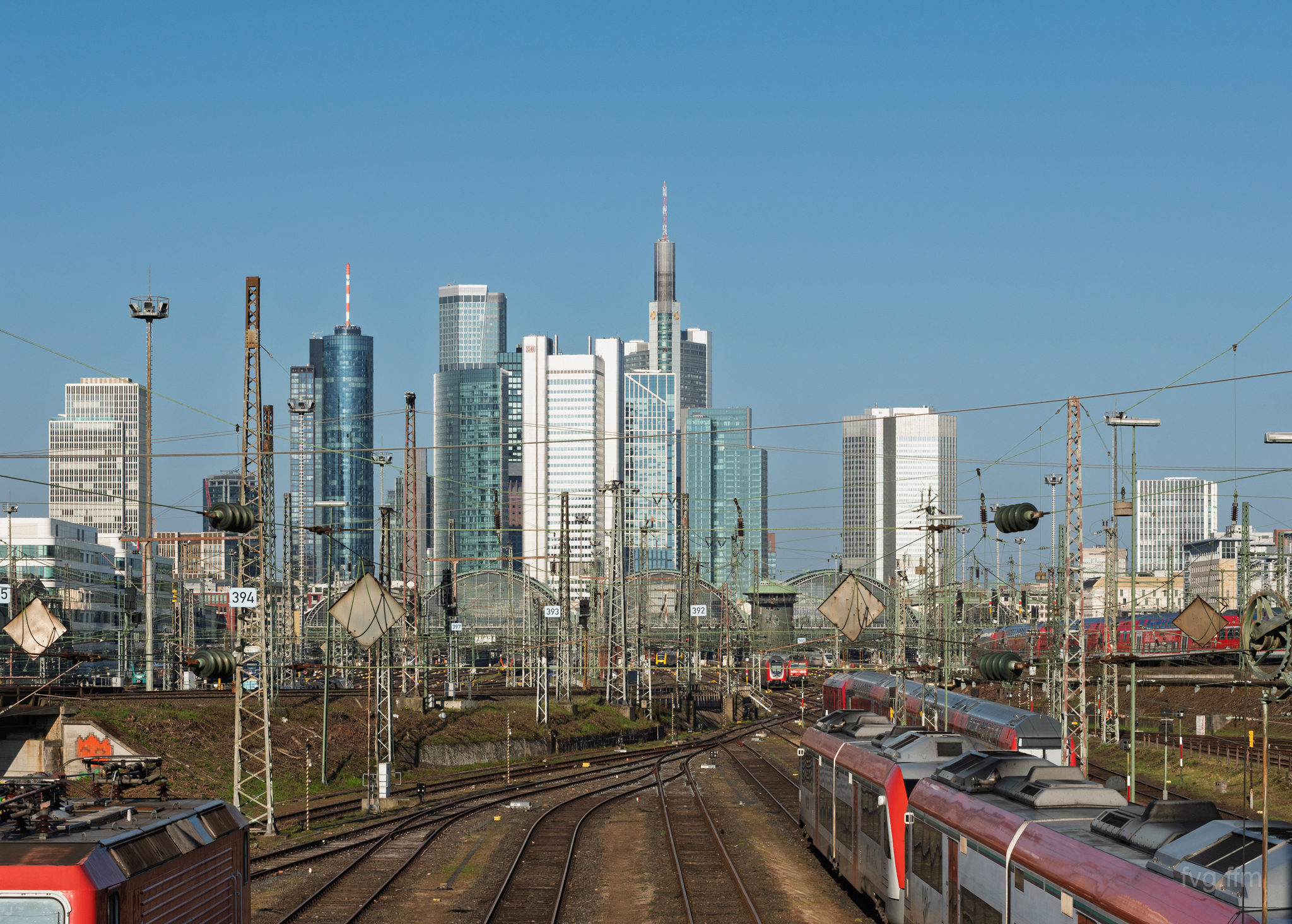 skyline02.jpg