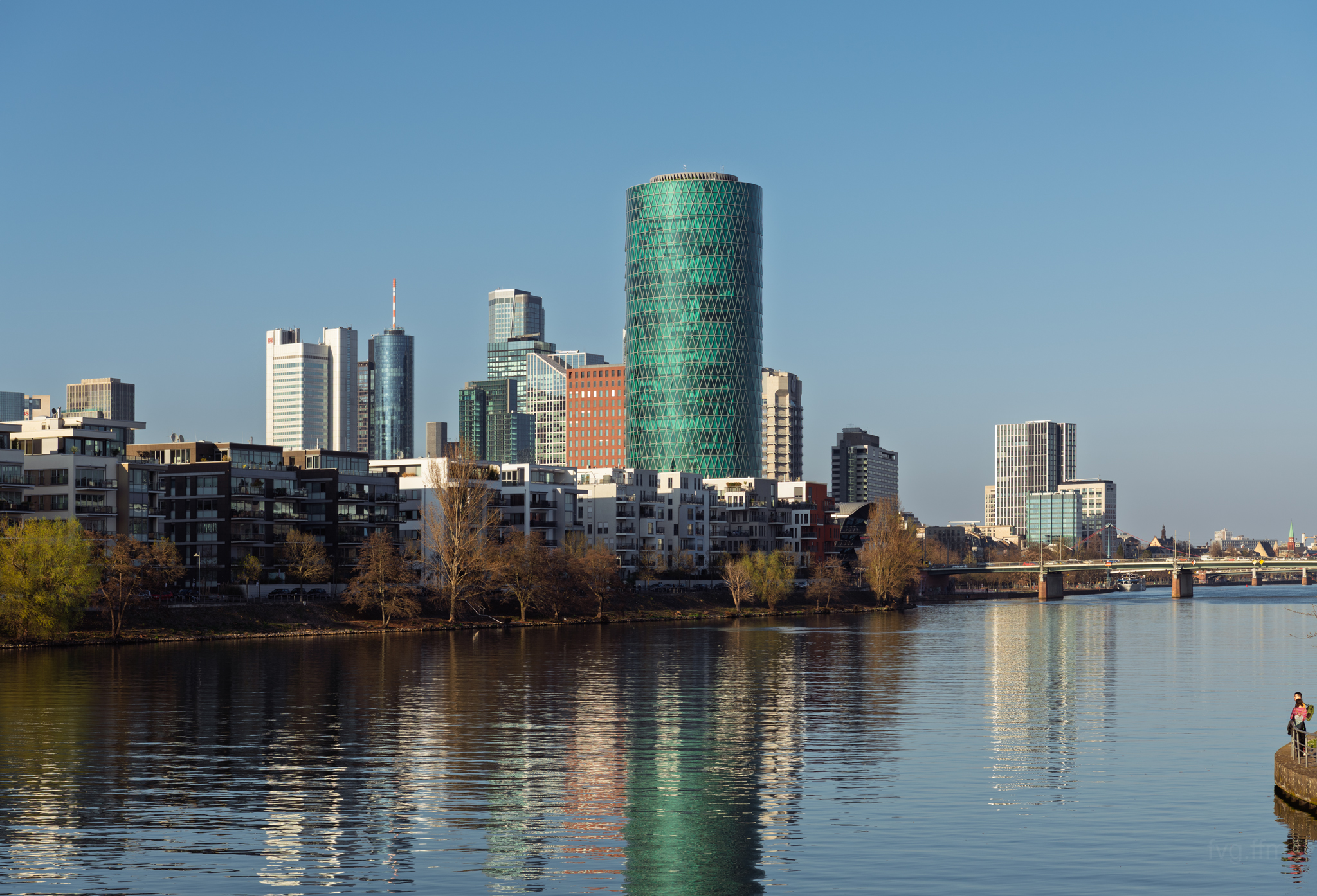skyline07.jpg